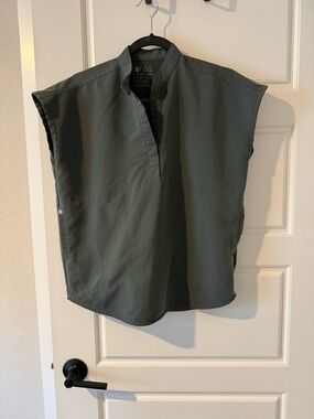 FIGS Rafaela Scrub Top in Bonsai XXS